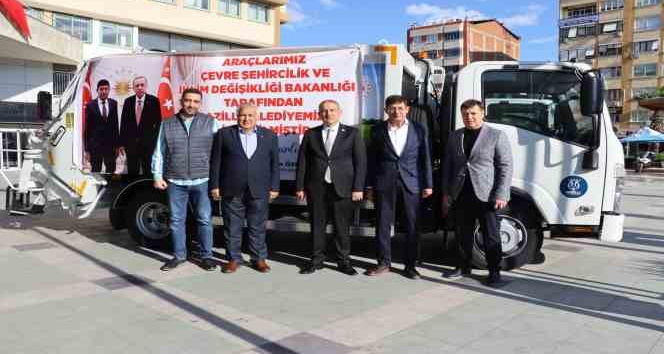Nazilli Belediyesi’nin filosuna 2 araç daha katıldı