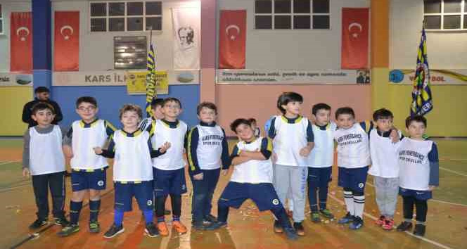 Kars’ın alt yapısına Fenerbahçe desteği
