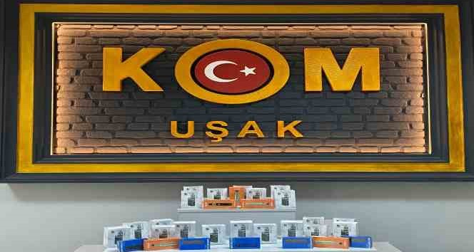 Uşak’ta yüklü miktarda kaçak  tütün mamulü ele geçirildi