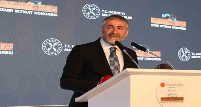 Bakan Nebati: “Otoparka dönüştürülen İzmir İktisat Kongresi’ni eski haline getirdik”