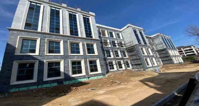 Edremit yeni hükümet konağı inşaatı tamamlanıyor