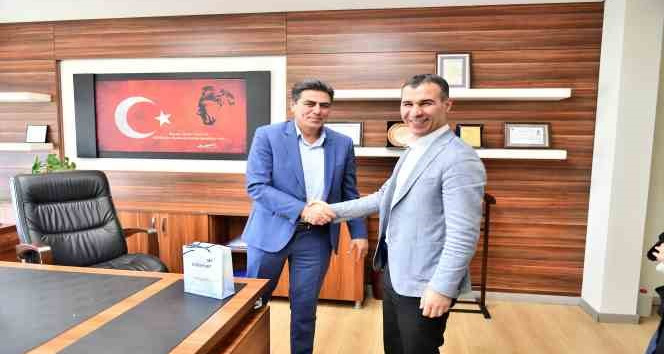 Esenyurt Belediyesi Dünya Laborantlar Günü ve Veteriner Hekimler Günü’nü kutladı