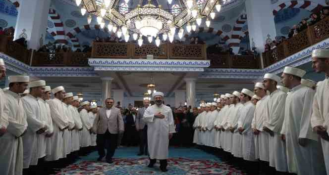 Diyanet İşleri Başkanı Erbaş: “Herkes Kur’an-ı Kerim’den, Kur’an’a hizmet ettiği kadar istifade eder”