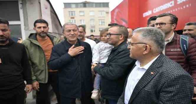 Bakan Akar ile Başkan Büyükkılıç, MSB Dijital Gösterim Merkezi’ni Ziyaret Etti