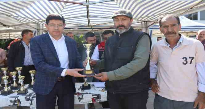 Nazilli’de rahvan at yarışı geleneği bozulmadı