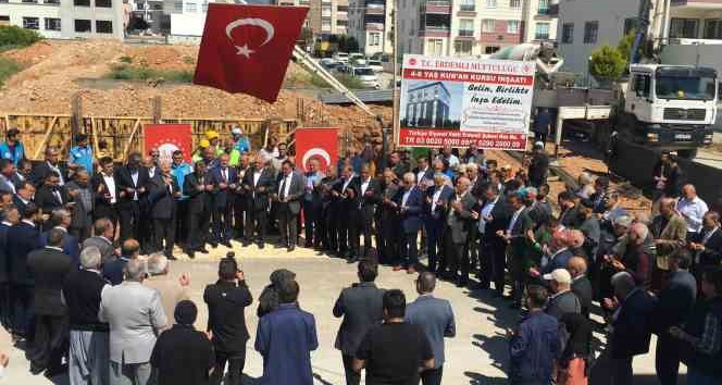 Mersin’de 150 öğrenci kapasiteli Kur’an kursunun temeli atıldı