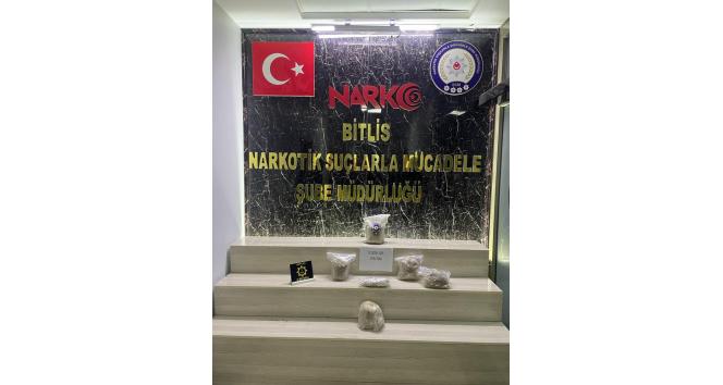 Bitlis’te 9 kilo eroin ele geçirildi