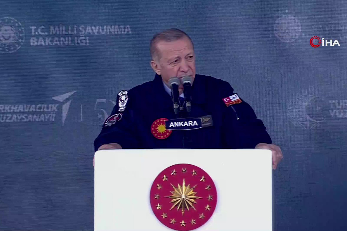 Cumhurbaşkanı Erdoğan yerli savaş uçağının adının &#039;KAAN&#039; olduğunu açıkladı