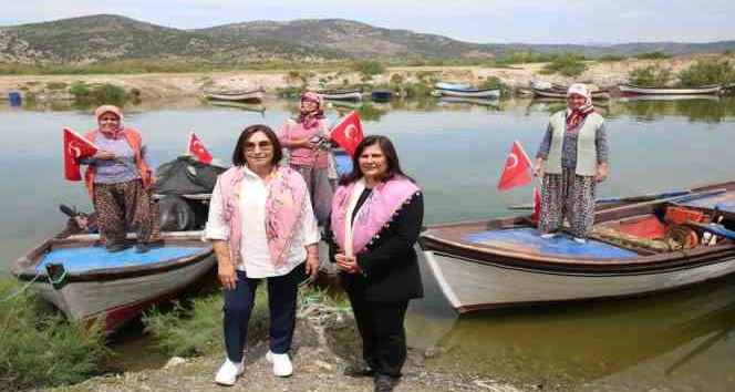 Başkan Çerçioğlu ve Kılıçdaroğlu emekçi kadınlarla buluştu