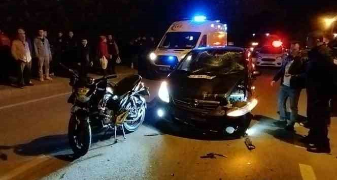 Edirne’de otomobille çarpışan motosikletteki iki kişi yaralandı