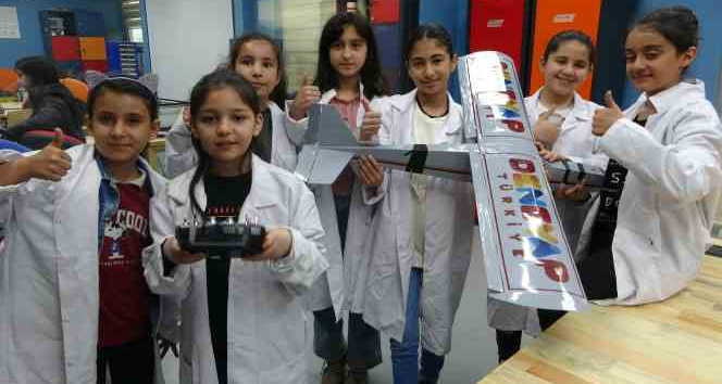 Yüksekovalı çocuklar deneyap atölyelerinde geleceğe hazırlanıyor