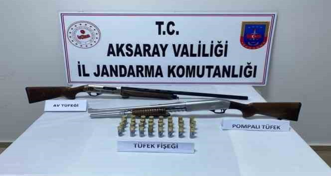 Asker eğlencesinde havaya ateş eden maganda 2 ruhsatsız tüfekle yakalandı