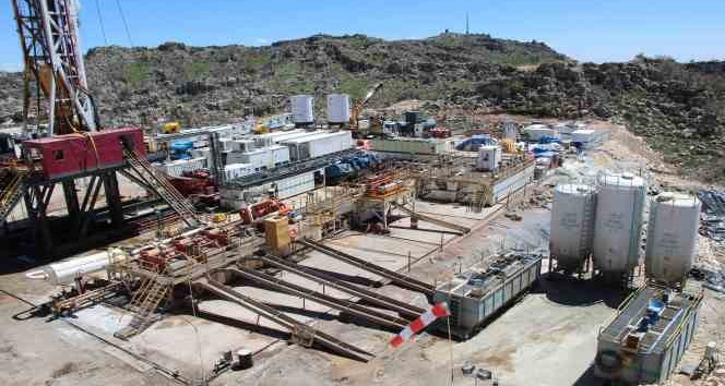 Gabar dağında büyük petrol rezervi keşfedildi