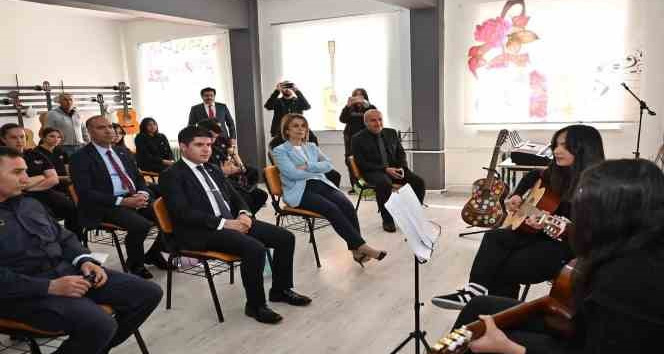 Aşık Mahzuni  Şerif’in adı müzik sınıfında yaşayacak