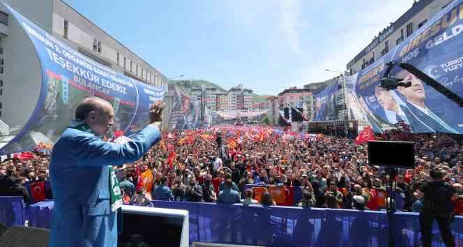 Cumhurbaşkanı Erdoğan: “Gelin ülkemizin, milletimizin, evlatlarımızın, aydınlık geleceği için 14 Mayıs’ta Türkiye Yüzyılı etrafında kenetlenelim”