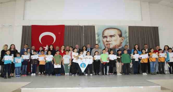 Çan’da kağıt kalem işlem oyunları yarışması düzenlendi