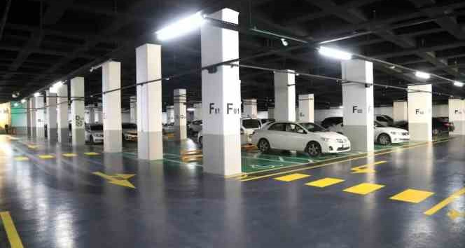 Elazığ’da 15 Temmuz Meydanı ve otoparkı hizmete açıldı