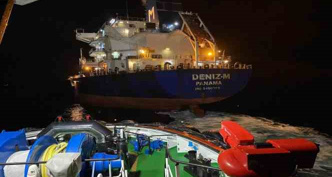 Çanakkale Boğazı’nda dökme yük gemisi makine arızası yaptı