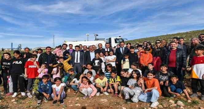 KMÜ’de "Haydi Gel Spor Yapalım" etkinliğinde fidan dikildi