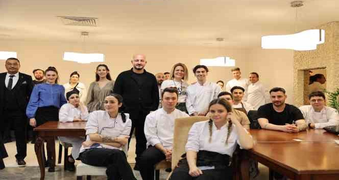 İzmir Ekonomili gençlere ’Dubai’ fırsatı