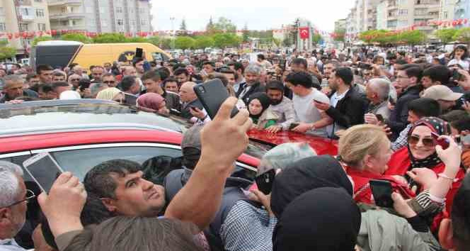 Karaman’da TOGG izdihamı