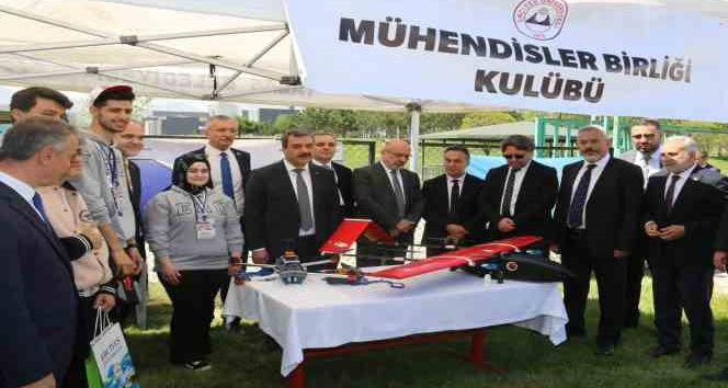 NEVÜ’lü akademisyenler üniversite adayı gençlerle buluştu