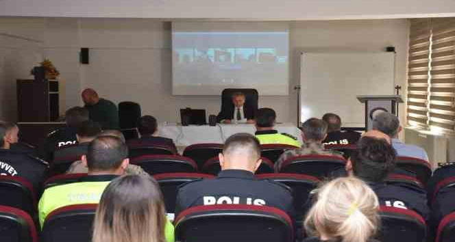 Miting ve futbol müsabakası değerlendirme toplantısı düzenlendi