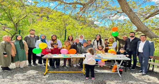 Meslek lisesi öğrencileri ailelerle buluşuyor
