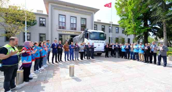 Kırklareli’nden deprem bölgesine yardımlar sürüyor