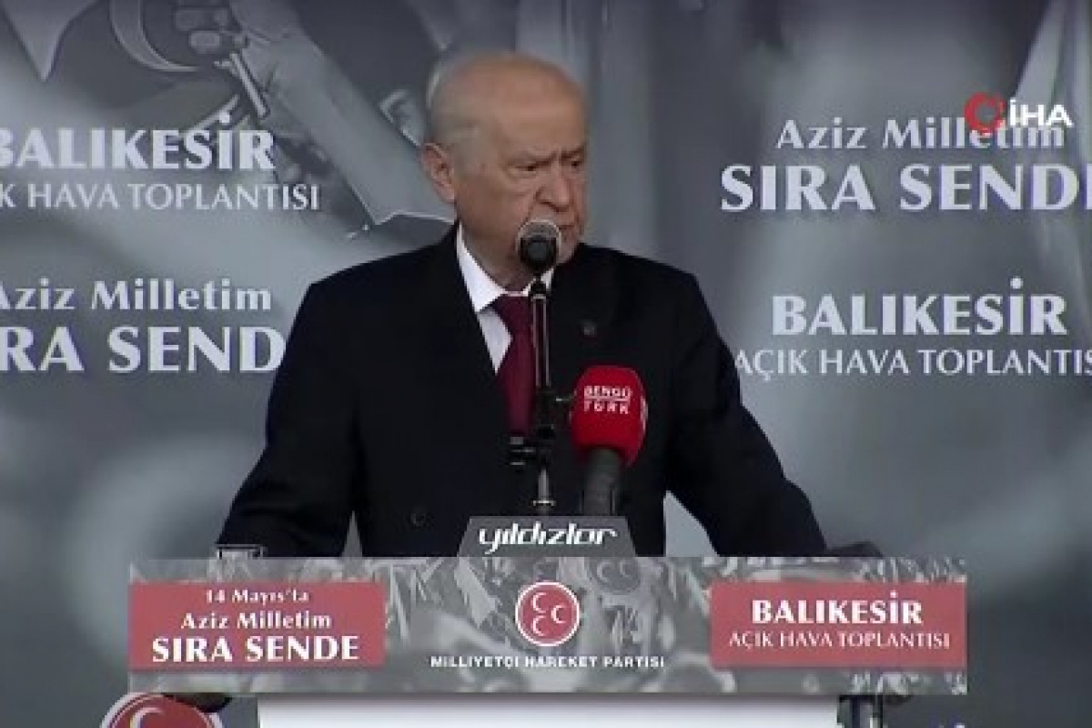 MHP lideri Bahçeli, Balıkesir&#039;de vatandaşlara hitap etti