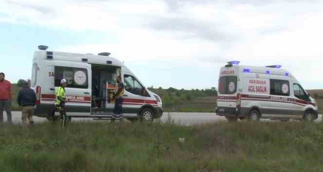 Edirne’de kamyonet otomobile çarptı: 2 yaralı