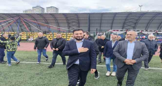 Kağıthane’de düzenlenen uçurtma şenliği renkli görüntüler oluşturdu