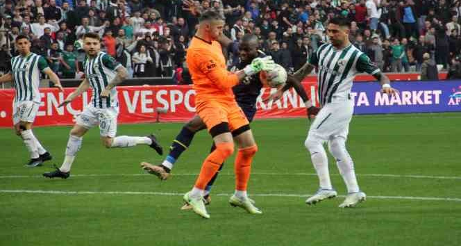 Spor Toto Süper Lig: Giresunspor: 0 - Fenerbahçe: 1 (Maç devam ediyor)