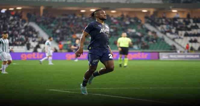 Spor Toto Süper Lig: Giresunspor: 0 - Fenerbahçe: 1 (İlk yarı)