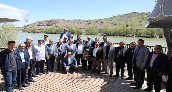 Talas’ın muhtarlarından 100. Yıl Mesire Alanı’na tam not