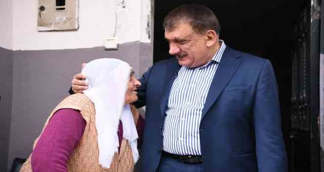Gürkan, “Depremin üçüncü günü Malatya’ya şehir plancılarını getirdik”