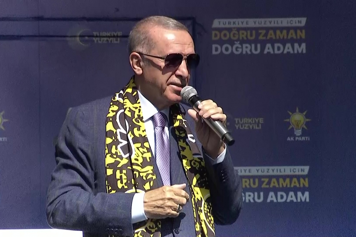 Cumhurbaşkanı Erdoğan: &#039;Bu milleti kirli oyunlarına alet edemeyecekler&#039;