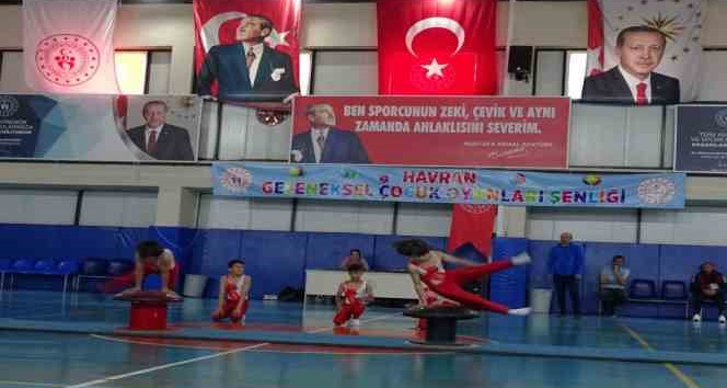 Havran’ da geleneksel çocuk oyunları ödül töreni yapıldı