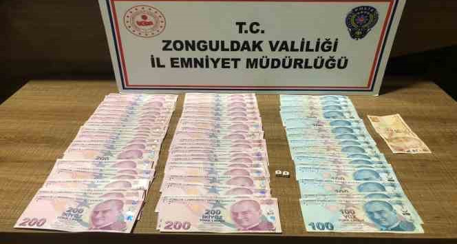 Memurlar Kulübü Derneği’nde kumar oynarken yakalandılar