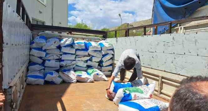 Adilcevaz’da 36 çiftçiye 12 bin 800 kilogram fasulye tohumu dağıtıldı