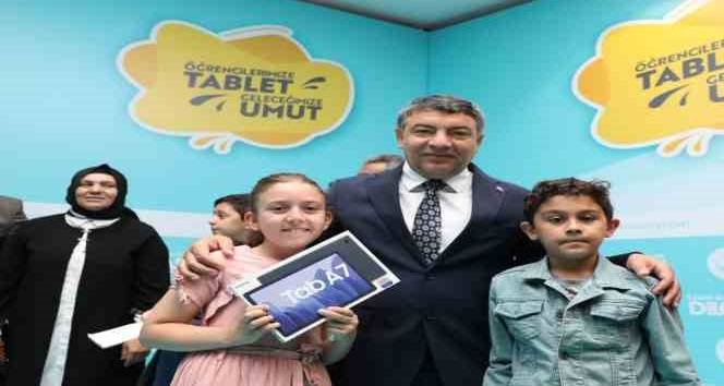 5. sınıf öğrencileri tabletlerine kavuşuyor