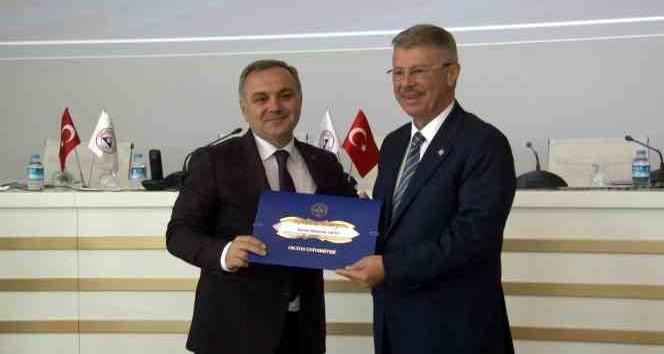 ERÜ’de ’TÜBİTAK 1004 Programı Deneyim Paylaşım ve Tanıtım Töreni