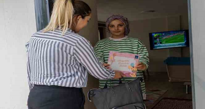 Kuşadası Belediyesi’nin "Hoş Geldin Bebek" projesi devam ediyor