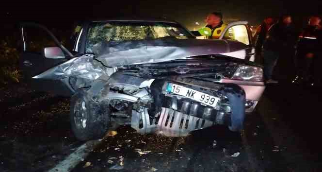 Buharkent’te 4 aracın karıştığı feci kaza: 2 ölü, 1 yaralı