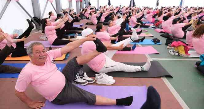 Büyükçekmeceliler ’Dünya Pilates Haftası’nı pilates yaparak kutladılar