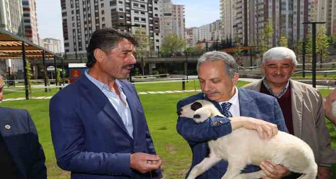 Başkan Yalçın’a ‘Çiftçiler Günü’ sürprizi