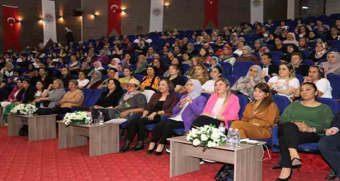Toroslar’da kadınlara finansal okuryazarlık eğitimi