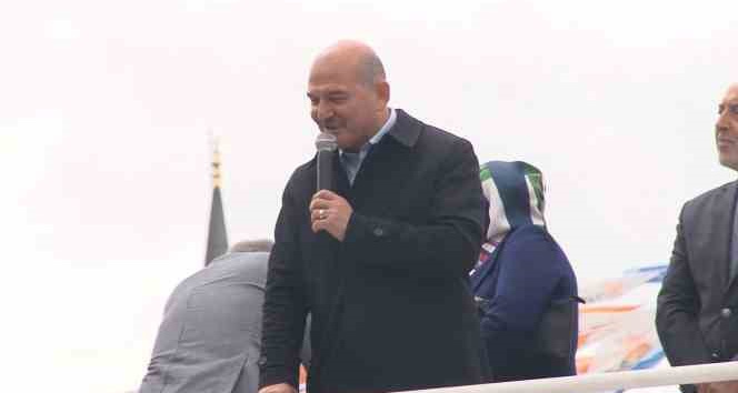 Bakan Soylu’dan konuşması sırasında müzik açan CHP standına tepki: “Siz laftan anlasaydınız, bu ülkede 50 yıldır iktidar olurdunuz”