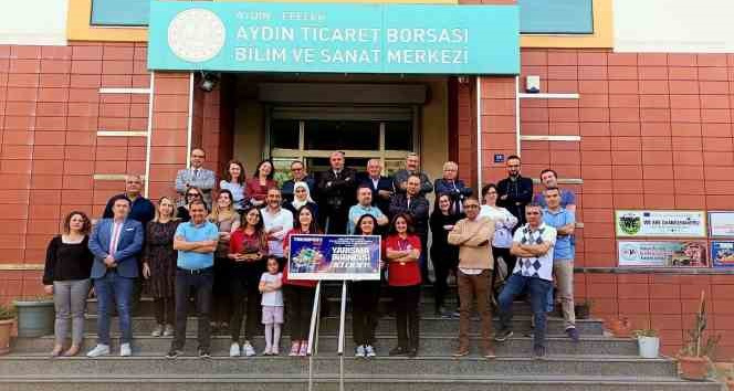 Aydın İl Milli Eğitim Müdürü Okumuş TEKNOFEST 2023 birincisi öğrencilerle buluştu