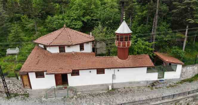 Tokat’tın ilk camisi olduğu iddia ediliyor, rivayetleri saymakla bitmiyor